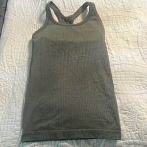 Tank top lululemon grey size 2 ribbed